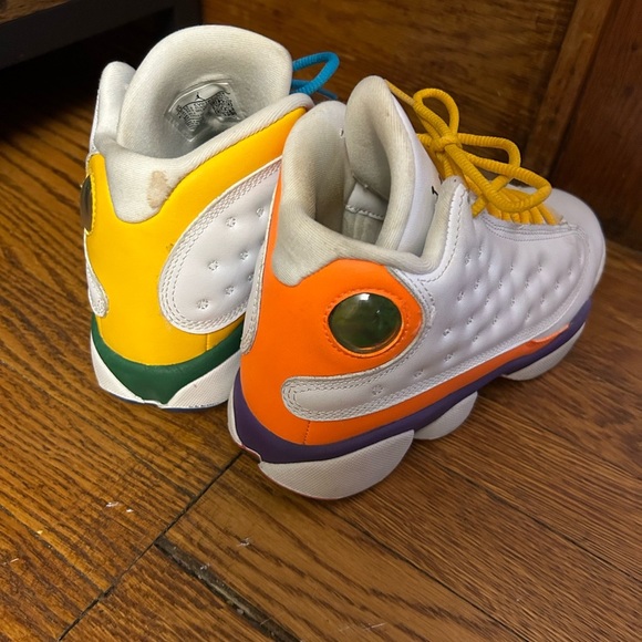 Nike Air Jordan 13 Retro Mid Playground Basketball Shoes - Picture 2 of 5